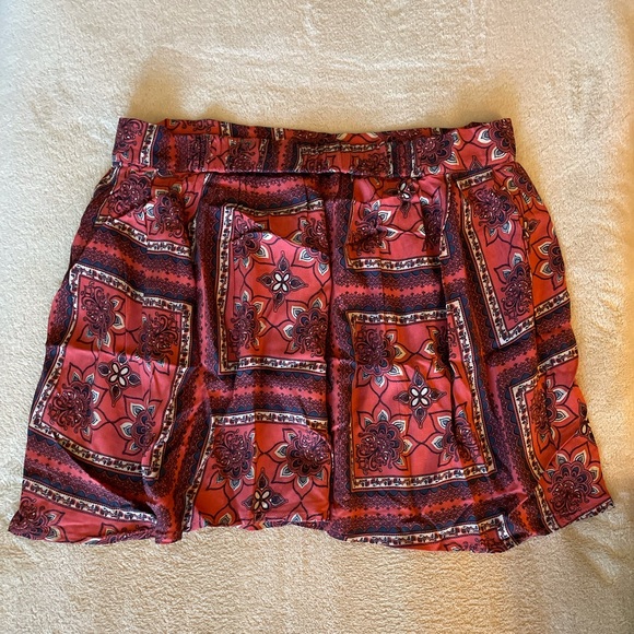 Frenchi Floral Multicolor Short Skirt - Size L - Picture 5 of 12